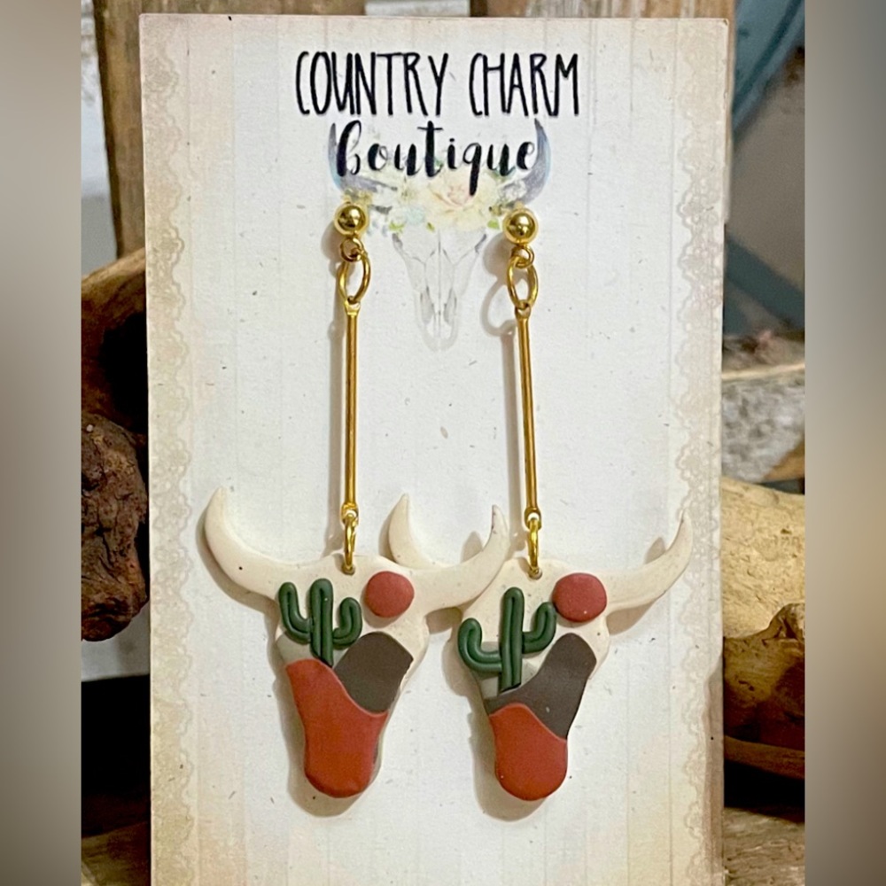 Desert Bull Skull Boho Handcrafted Polymer Clay Earrings NEW! - Picture 1 of 1